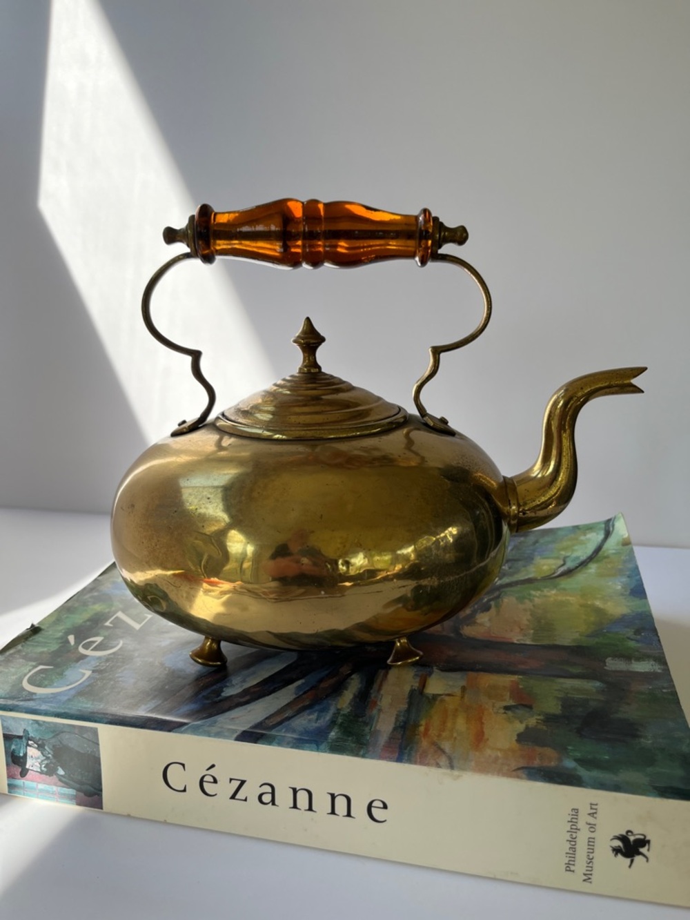 VTG Antique JCB Brass Tea Kettle Amber Glass Handle English Footed Teapot